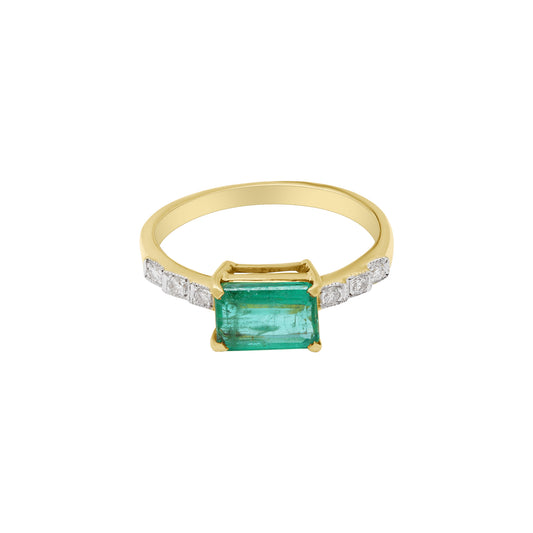 Natural Emerald With Diamond Ring In 18k Yellow Gold