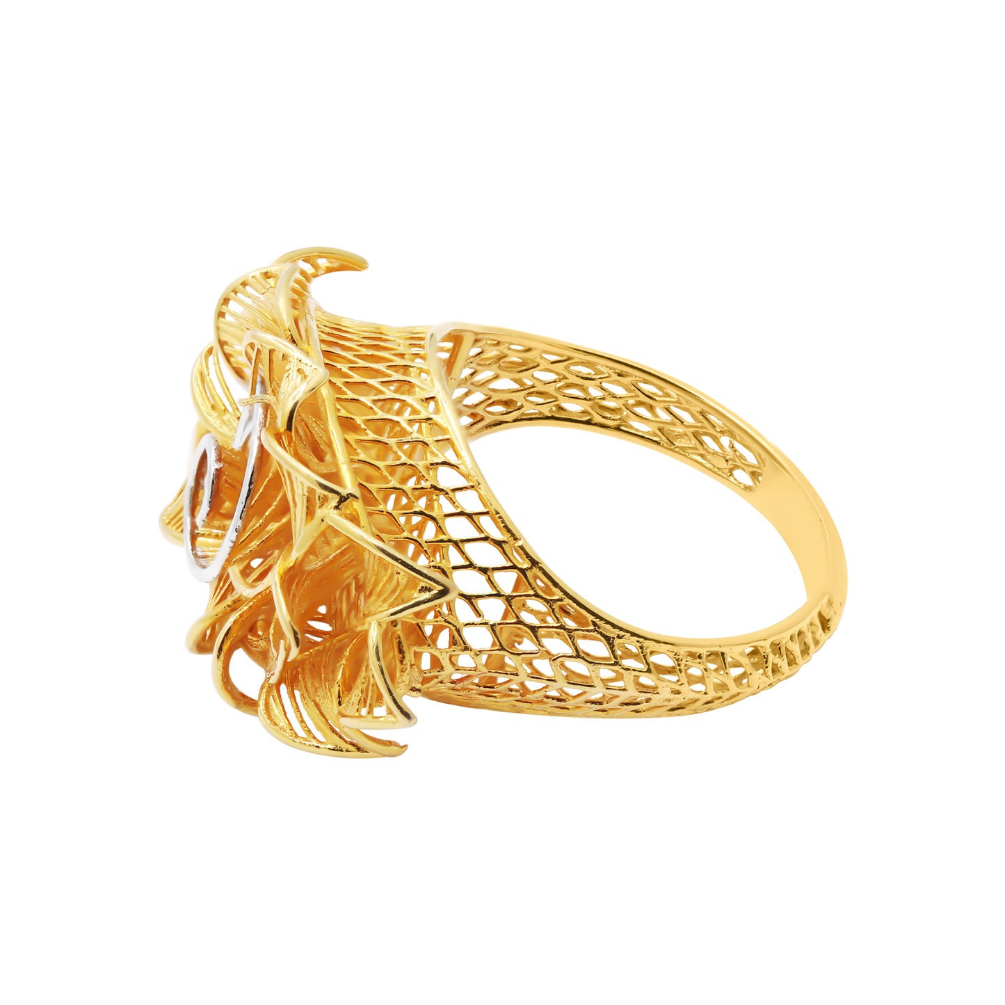 Gorgeous Flower Ring In 18K Yellow Gold