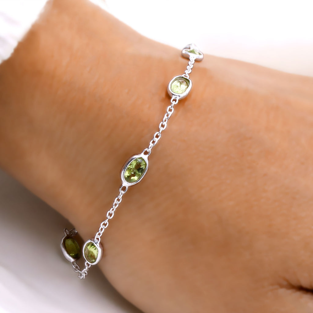 Handmade Natural Peridot Silver Bracelet | Minimal Dainty Gemstone Chain Wrist Bracelet.
