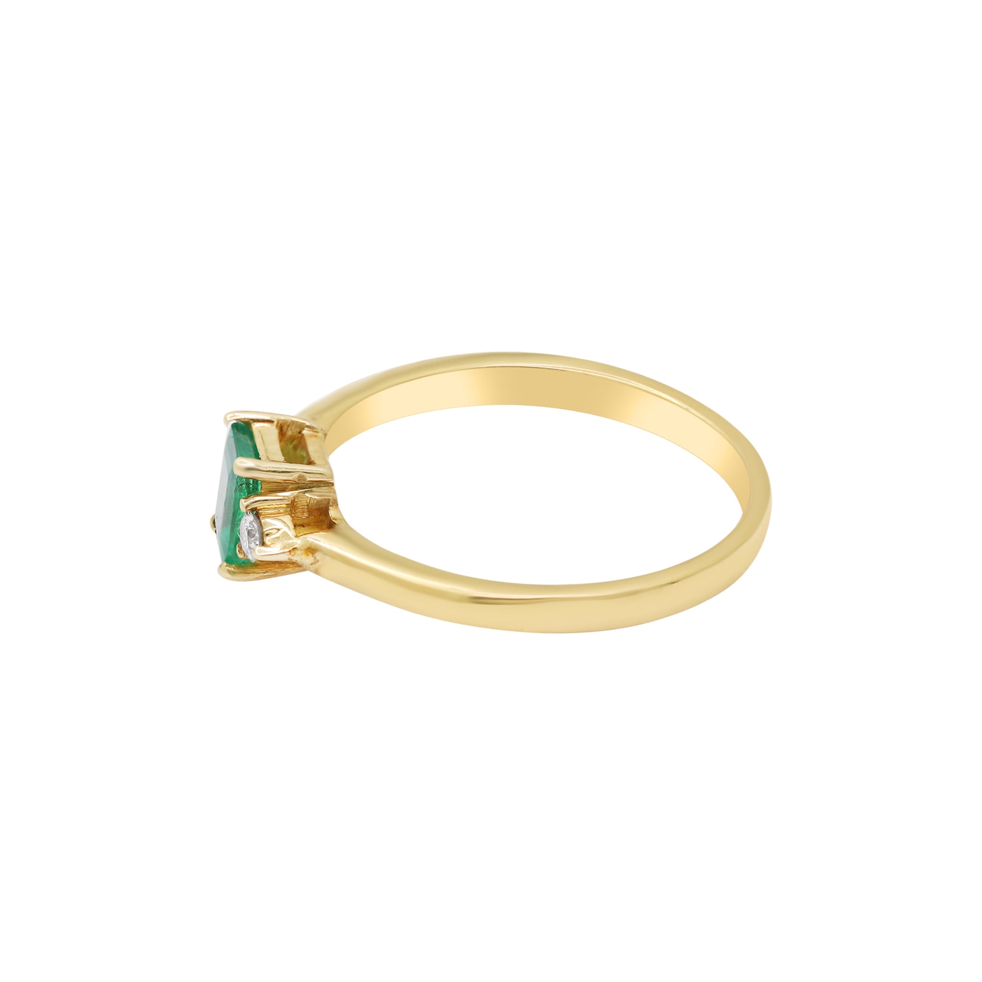 Natural Emerald And Diamond 18k Yellow Gold Ring
