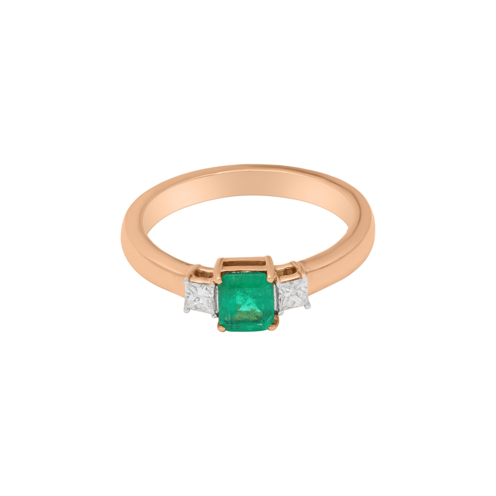Natural Emerald And Diamond 18k Yellow Gold Elegant Ring