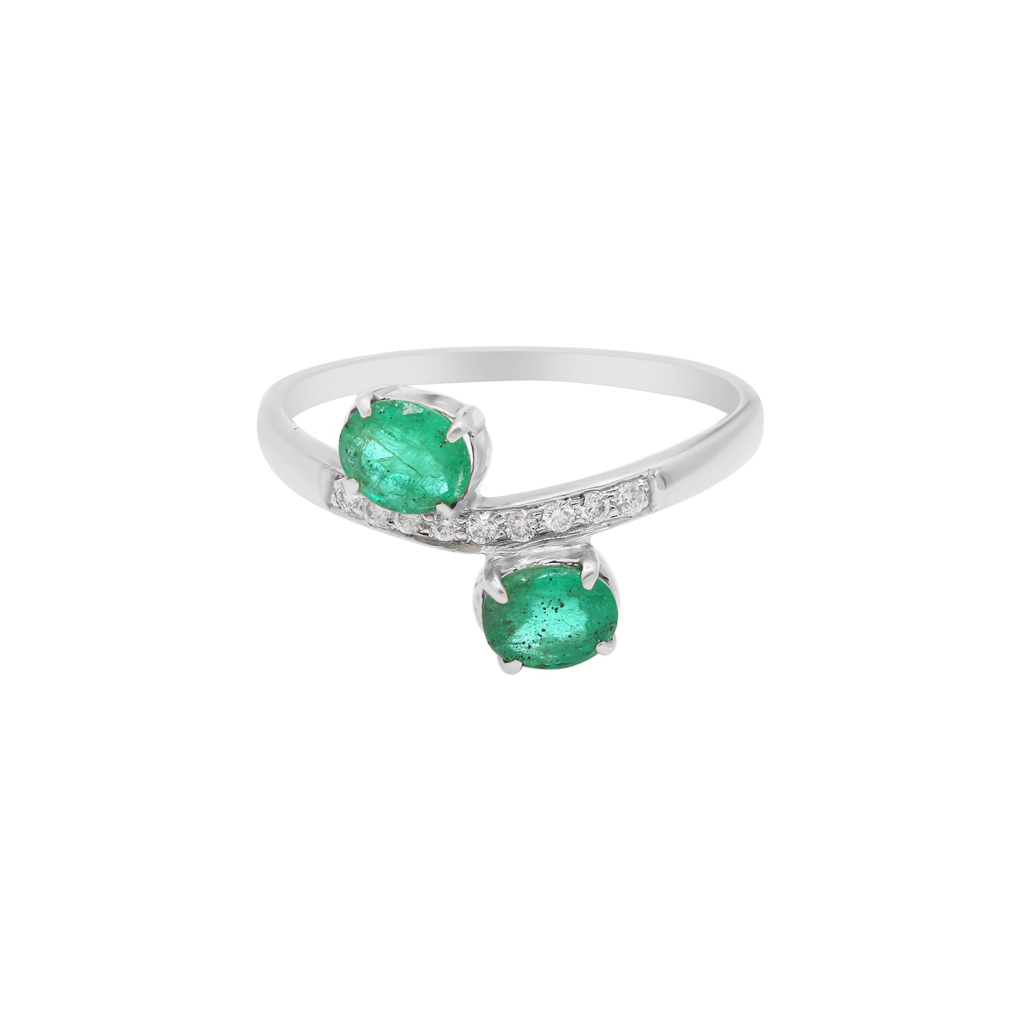Natural Oval Shaped Emerald With Diamond In 18k Yellow Gold Ring