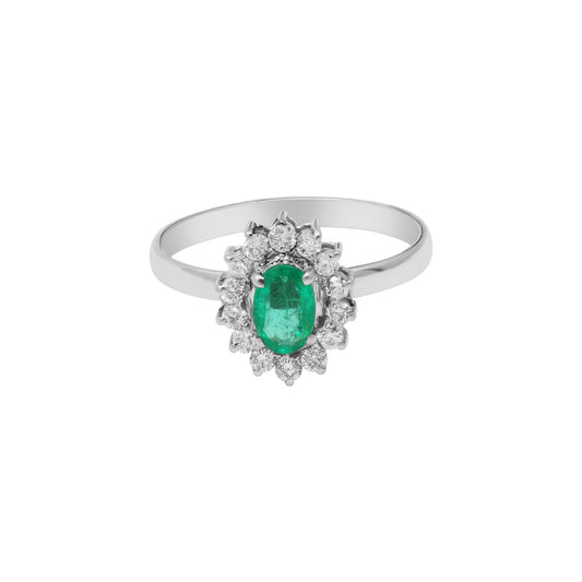 Natural Oval Cut Emerald Gemstone With Diamond Ring In 18k Yellow Gold
