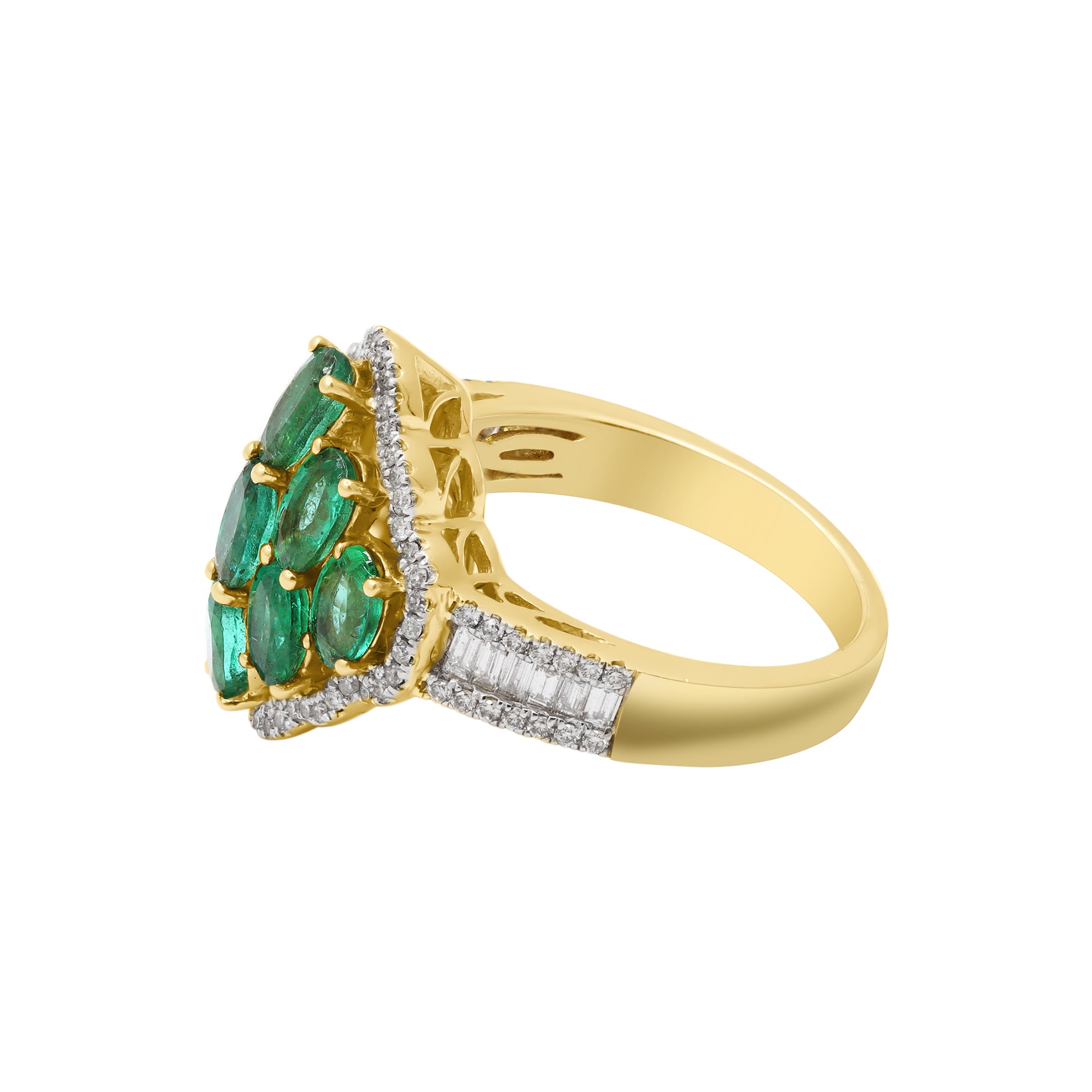 Gorgeous Natural Emerald And Diamond Yellow Gold Ring In 14k Yellow Gold