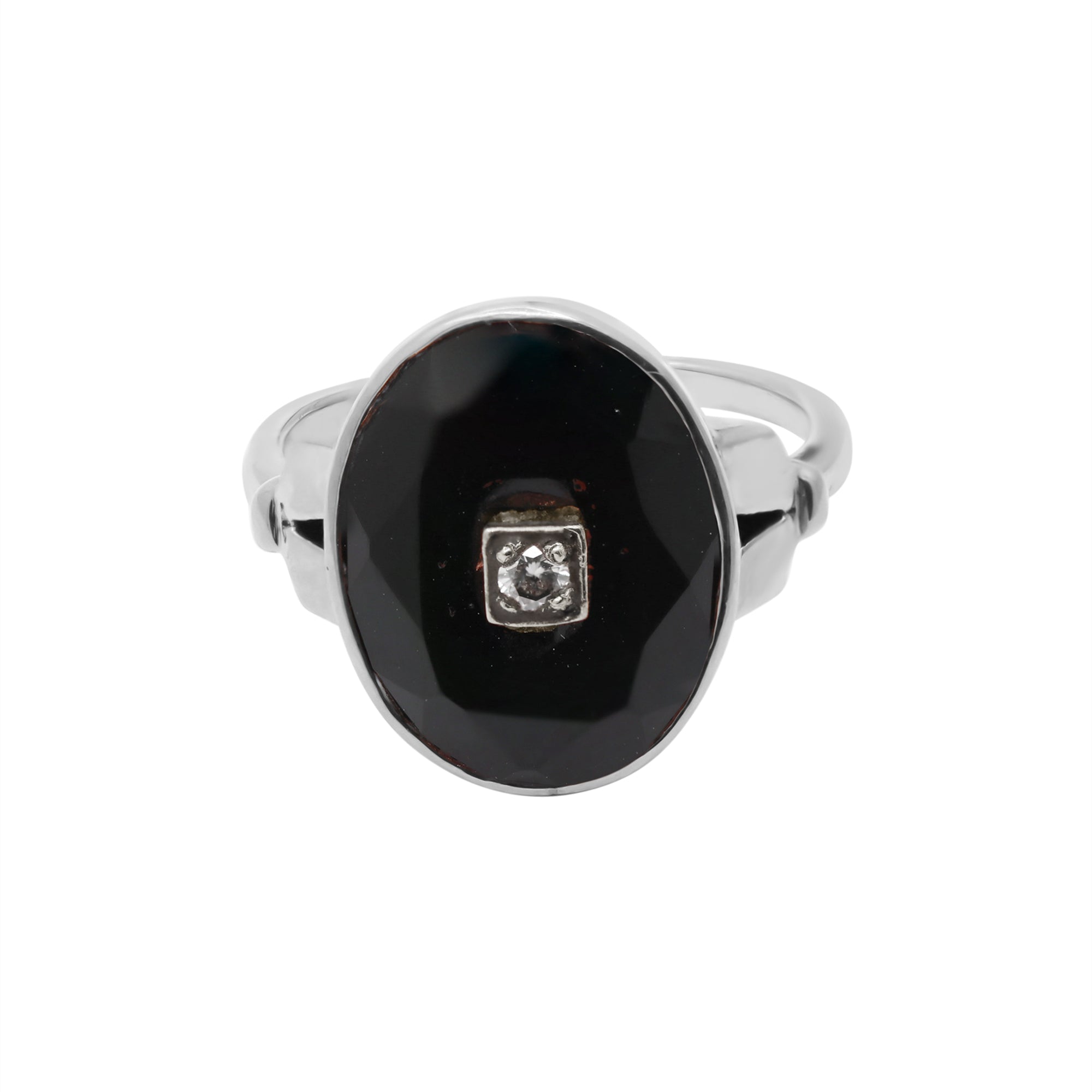 9k Rose Gold Black Onyx Oval Cut And Diamond Ring