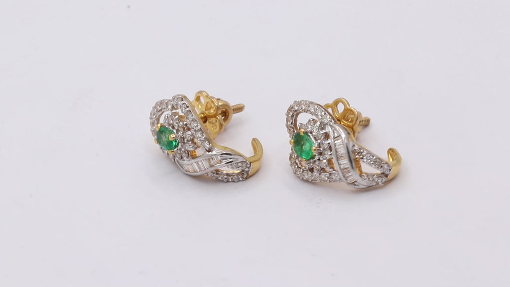 Natural Emerald And Diamond 18k Gold Stud Beautiful Earring