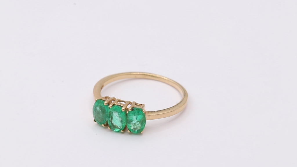 Natural Oval Emerald Yellow Gold Ring In 14k Yellow Gold
