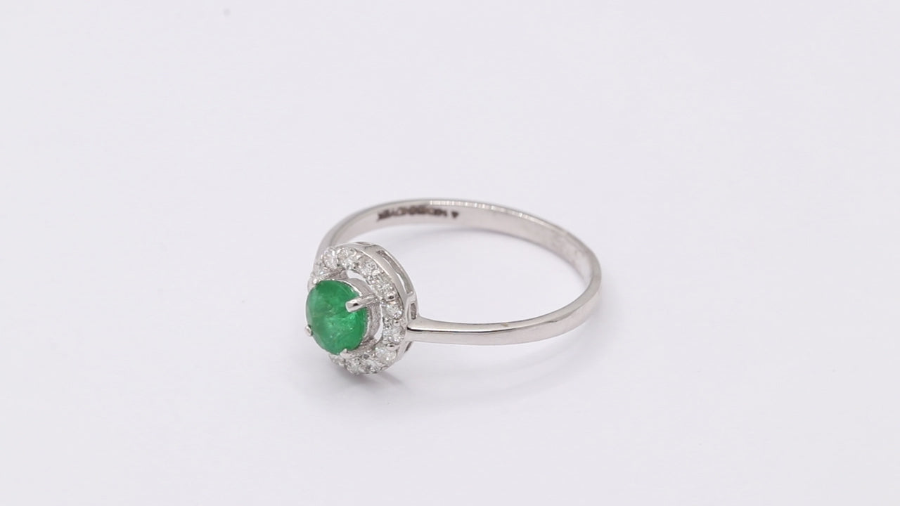 Precious Round Emerald Gemstone With Diamond Gold Ring In 14k White Gold