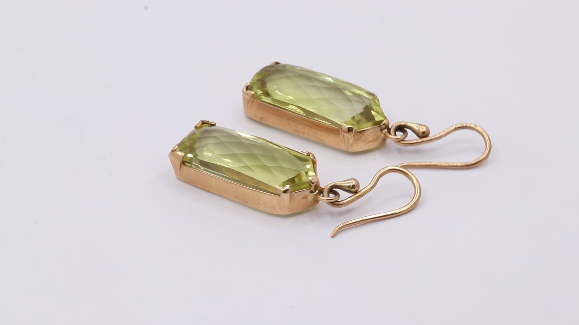 Natural Lemon Quartz Gemstone Beautiful Earrings In 18k Gold