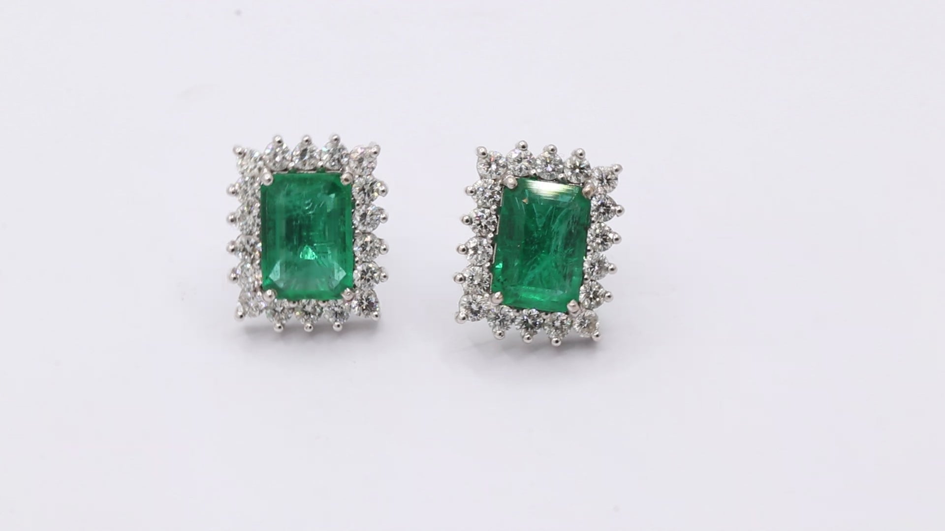 Natural Emerald With Diamond Stud Earrings In 18k White Gold