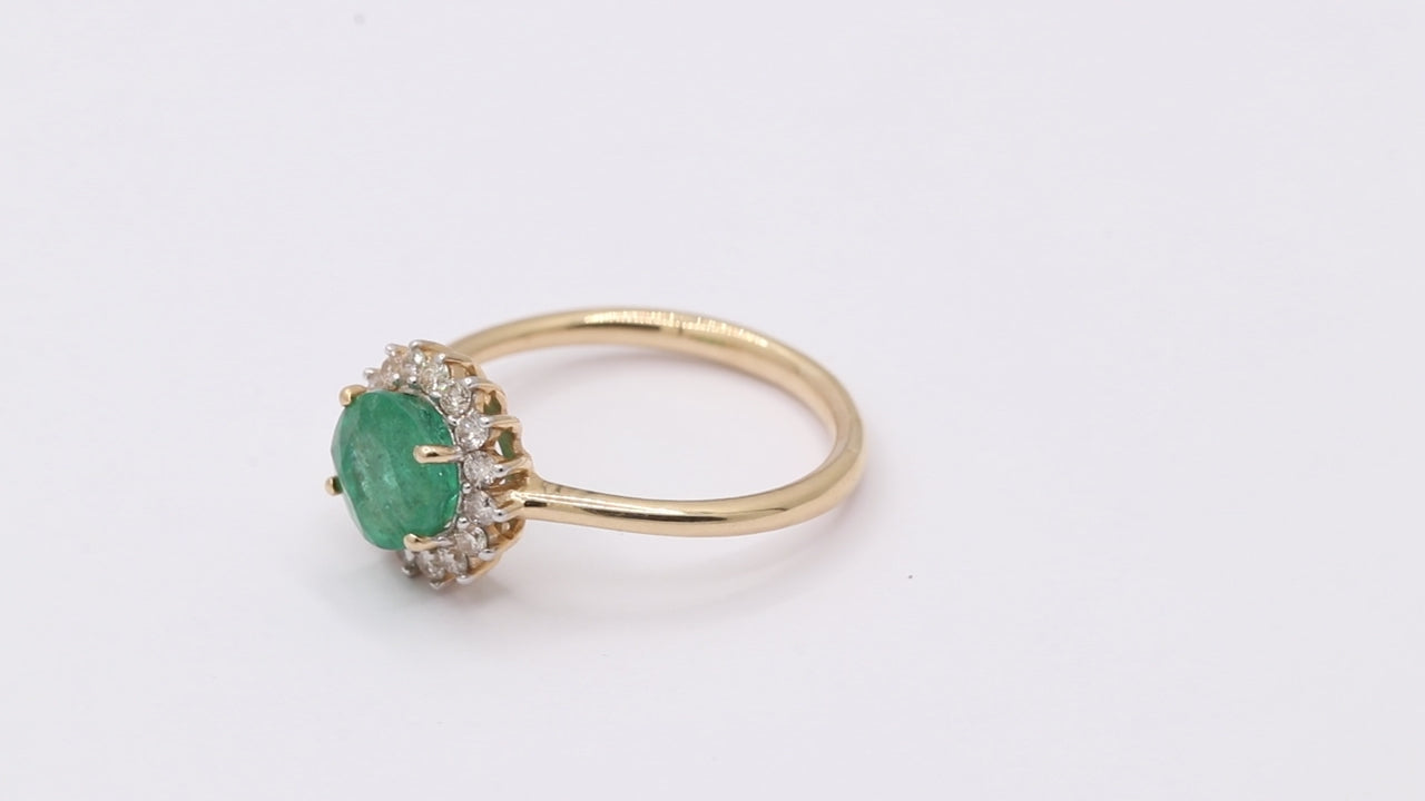 Round Natural Emerald With Diamond 14k Yellow Gold Ring